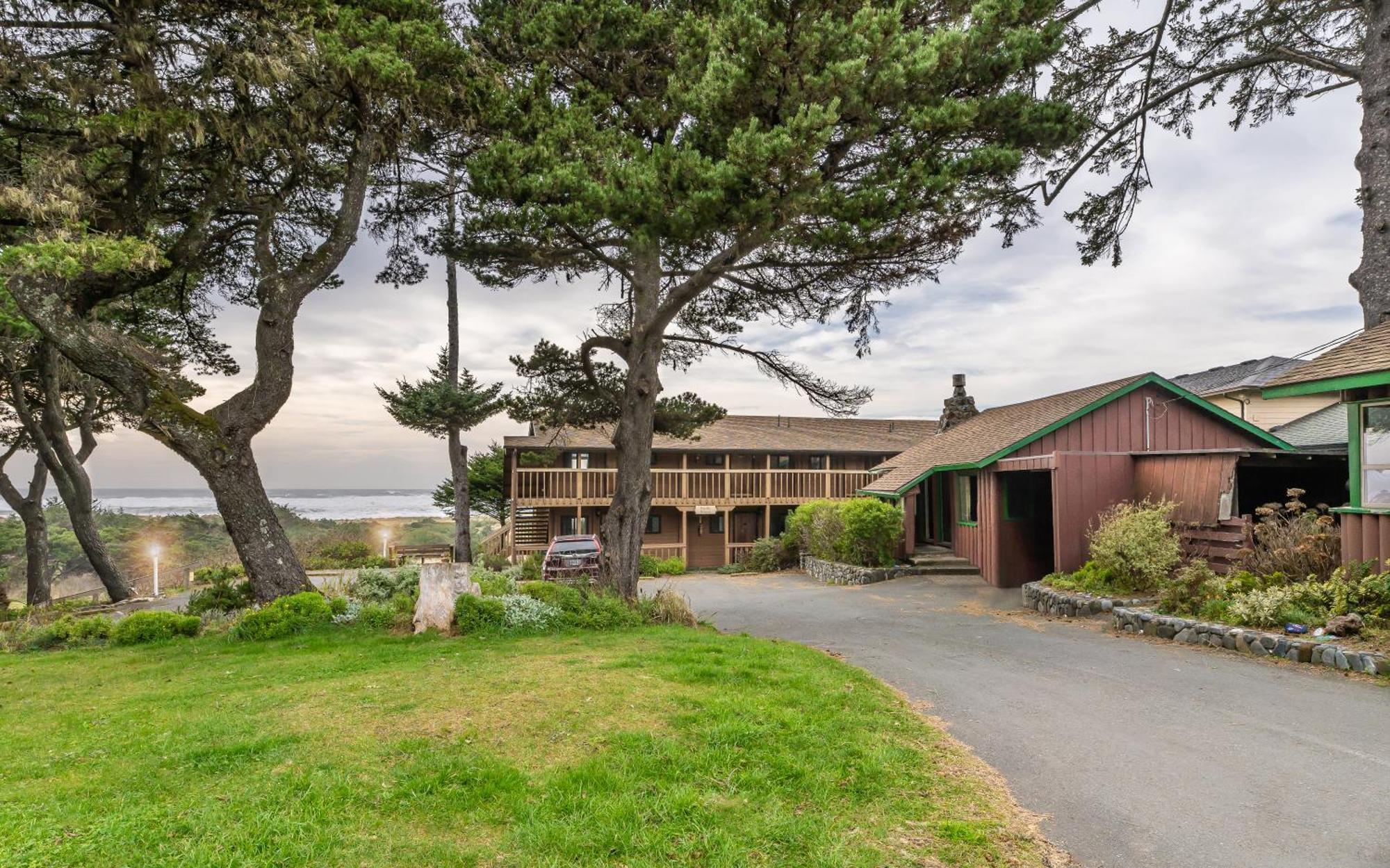 Gold Beach Inn Exterior photo